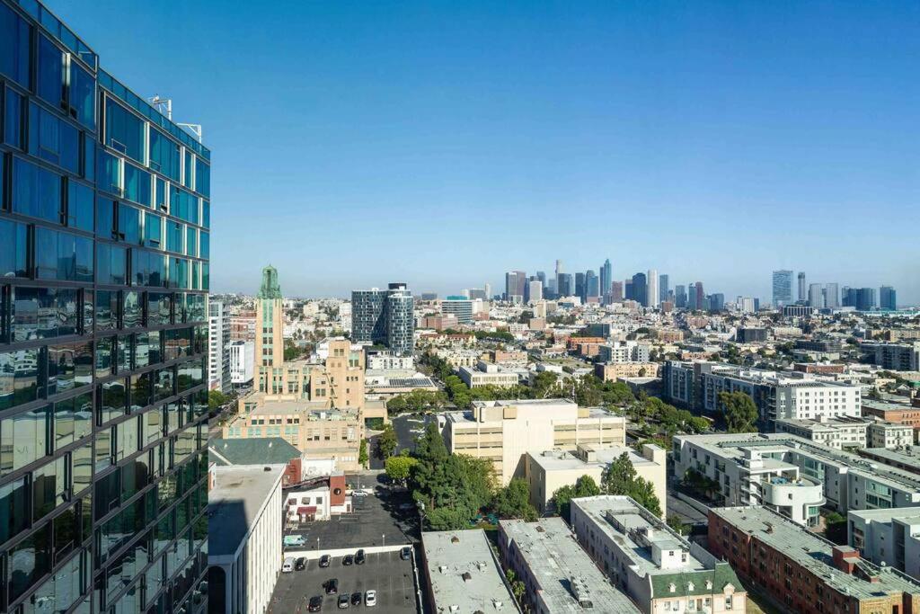 Апартаменты Lovely Upscale High Rise Private Parking & Pool Лос-Анджелес Экстерьер фото